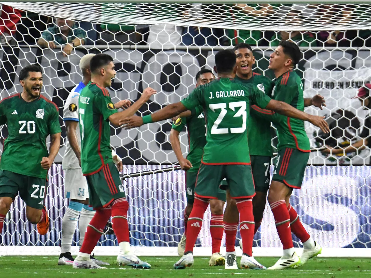 mexico crush honduras haiti stun qatar in gold cup