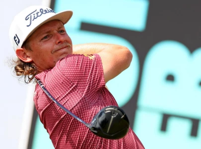 australia embraces liv golf with sell out crowds