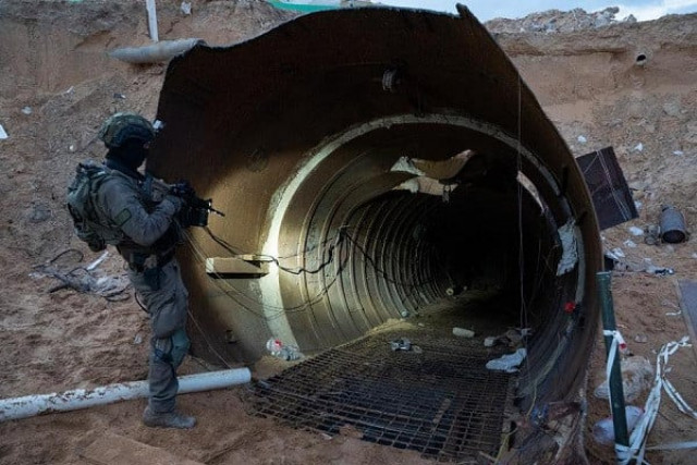 israel says flooding hamas tunnels as un pleads for aid funding israel says flooding hamas tunnels as un pleads for aid funding