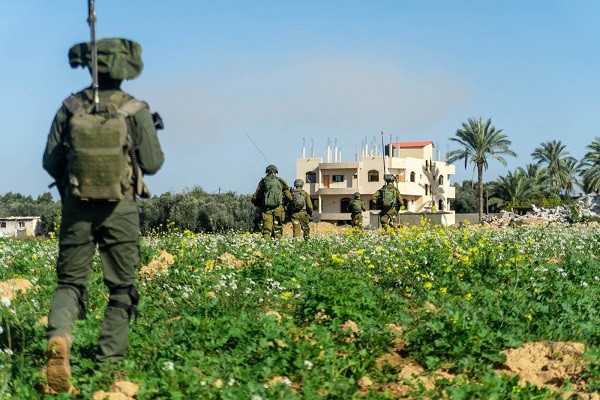 israeli soldiers operate in the gaza strip photo reuters