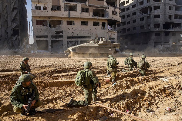 Israeli army troops on the ground in the Gaza Strip: PHOTO: AFP