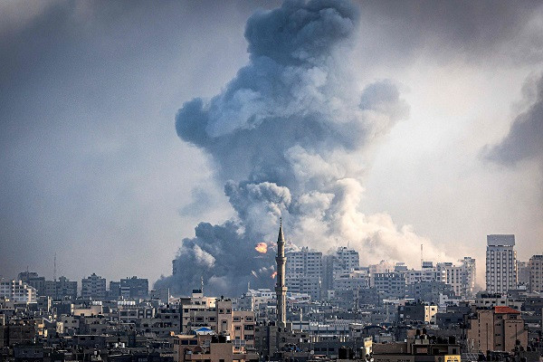 smoke plumes rise over gaza after the latest round of israeli airstrikes photo afp