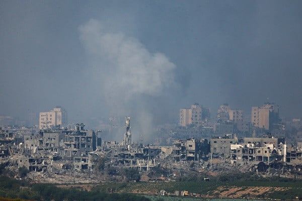 Israel claims encircling Gaza City as Blinken arrives in Tel Aviv