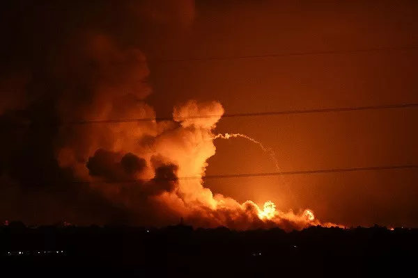 smoke and flames rise during intense israeli strikes in the gaza strip photo reuters smoke and flames rise during intense israeli strikes in the gaza strip photo reuters