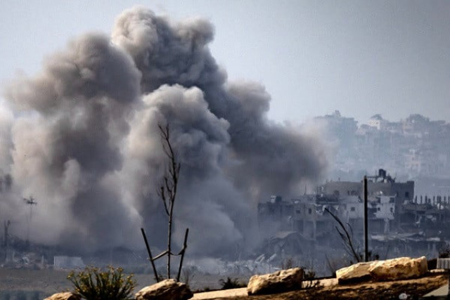 smoke billows during the israeli military bombardment of the northern gaza strip photo afp smoke billows during the israeli military bombardment of the northern gaza strip photo afp