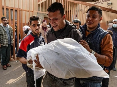 israel continues to attack gaza hospitals targets displaced palestinians israel continues to attack gaza hospitals targets displaced palestinians