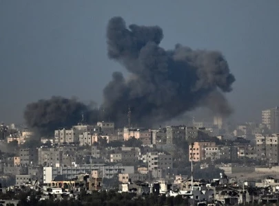 an hour here an hour there israel says open to gaza fighting pauses for aid hostages