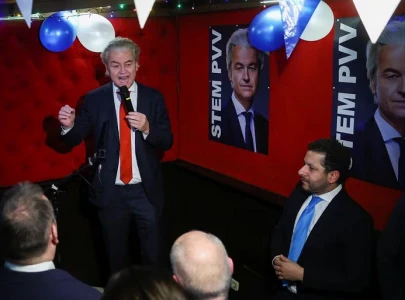 dutch election far right s wilders aims to be pm after shock win