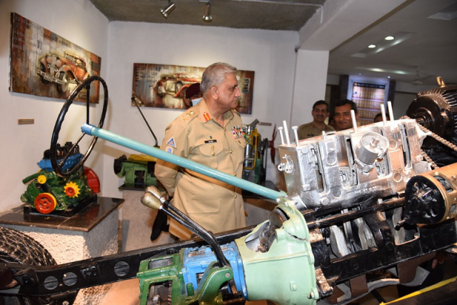 army chief lauds engineers outstanding performance in war on terror army chief lauds engineers outstanding performance in war on terror