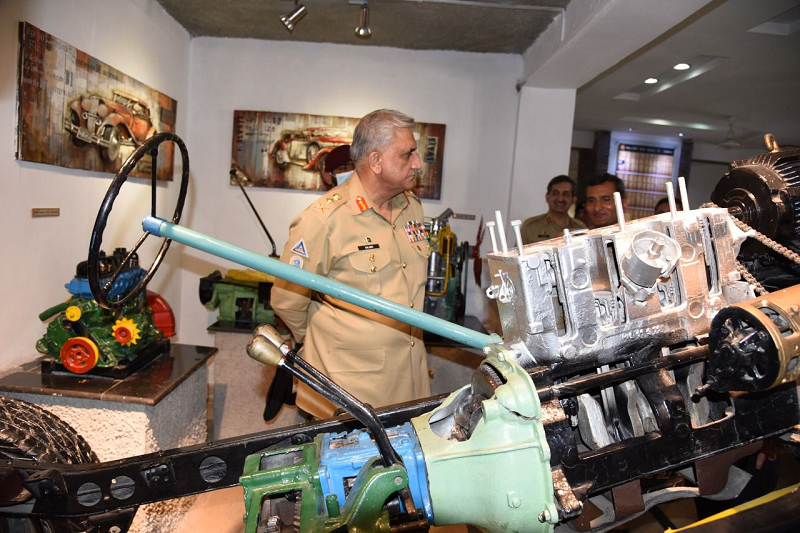 chief of army staff gen qamar javed bajwa visited school of armour and mechanised warfare sa mw nowshehra photo ispr