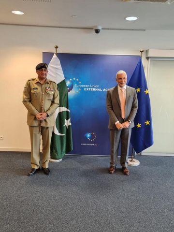 chief of army staff general qamar javed bajwa called on stefano sannino secretary general of the european external action services in belgium photo ispr chief of army staff general qamar javed bajwa called on stefano sannino secretary general of the european external action services in belgium photo ispr
