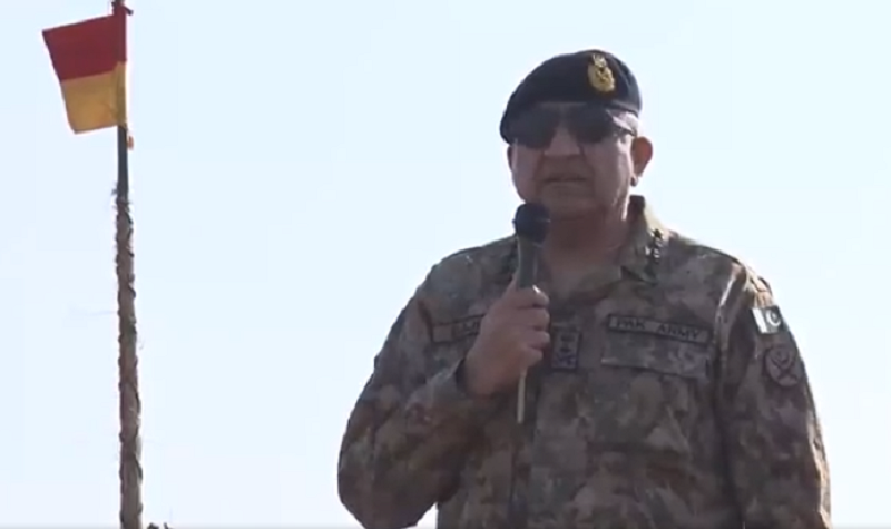 chief of army staff coas general qamar javed bajwa visited chanoki near chawinda in sialkot screengrab ispr