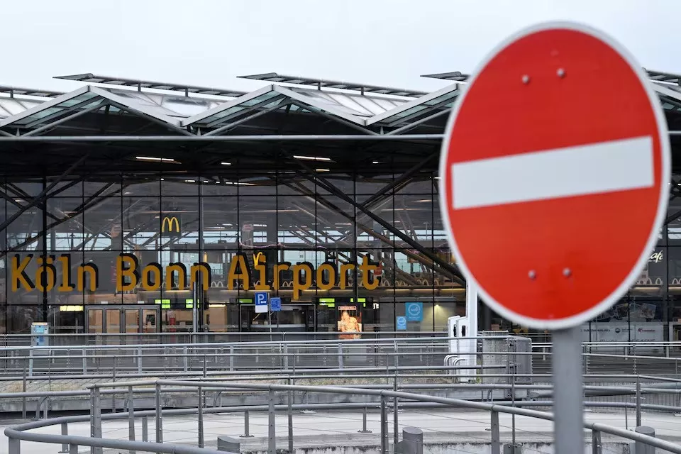 a general view of the cologne bonn airport on the day activists last generation protest for a change in climate policy in cologne germany photo reuters a general view of the cologne bonn airport on the day activists last generation protest for a change in climate policy in cologne germany photo reuters