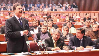 national assembly session gilani tries to calm pml n nerves