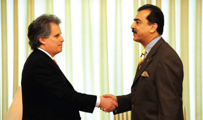 pm hopes donors will show confidence in economy