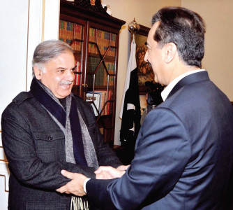 pm sharif meeting gilani urges pml n to keep its cool