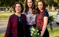gilmore girls documentary to mark 25th anniversary gilmore girls documentary to mark 25th anniversary