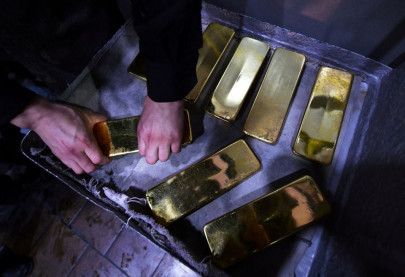 g7 nations announce russia gold ban as summit starts under shadow of war
