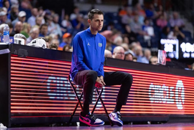 florida gators head coach todd golden looks on against the jacksonville dolphins during the second half at exactech arena at the stephen c o connell centre gainesville florida usa on november 7 2024 photo reuters florida gators head coach todd golden looks on against the jacksonville dolphins during the second half at exactech arena at the stephen c o connell centre gainesville florida usa on november 7 2024 photo reuters