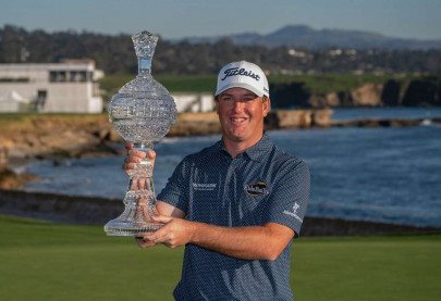 hoge holds off spieth for first pga title