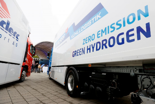 a new hydrogen fuel cell truck made by hyundai is pictured at the verkehrshaus luzern swiss museum of transport in luzern switzerland october 7 2020 photo reuters a new hydrogen fuel cell truck made by hyundai is pictured at the verkehrshaus luzern swiss museum of transport in luzern switzerland october 7 2020 photo reuters