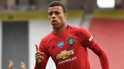 freakish greenwood is man utd s new baby faced assassin