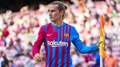 antoine griezmann rejoins atletico madrid from barcelona antoine griezmann rejoins atletico madrid from barcelona