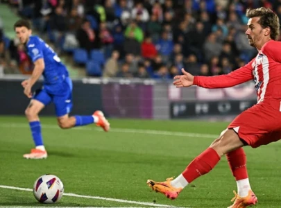 griezmann fires atletico into champions league griezmann fires atletico into champions league