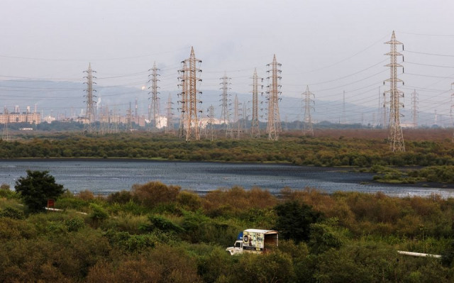 a general view of electricity pylons in mumbai india october 13 2021 reuters a general view of electricity pylons in mumbai india october 13 2021 reuters