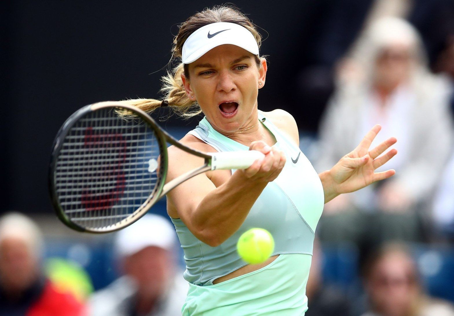 Halep storms into Birmingham semi-finals - Vimarsana News