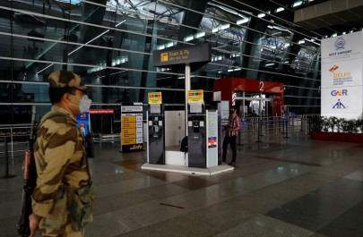 india slaps reciprocal travel curbs on covid 19 vaccinated uk nationals source india slaps reciprocal travel curbs on covid 19 vaccinated uk nationals source