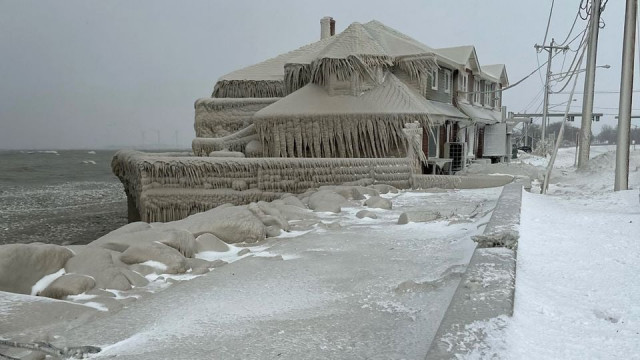 u s deep freeze leaves hundreds of thousands without power u s deep freeze leaves hundreds of thousands without power