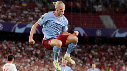 haaland double fires man city in sevilla rout haaland double fires man city in sevilla rout
