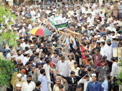 pesh imam gunned down in north karachi