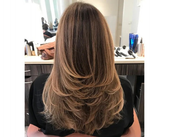 women cash in on surging hair market women cash in on surging hair market