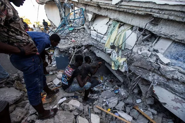 quake kills hundreds in haiti worsening caribbean nation s plight quake kills hundreds in haiti worsening caribbean nation s plight