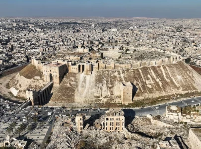 syrian rebels advance close to hama city