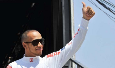 formula one hamilton apologises to massa