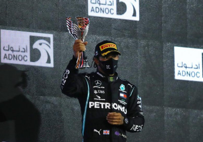hurting hamilton wraps up the season with pain and a podium hurting hamilton wraps up the season with pain and a podium