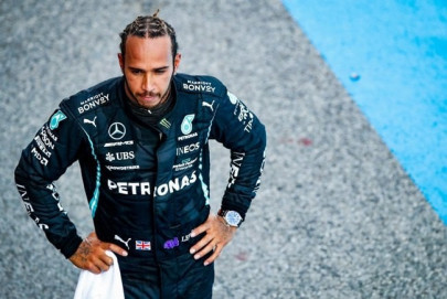 hamilton keeps calm after losing championship lead hamilton keeps calm after losing championship lead