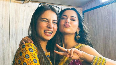 dananeer reflects on friendship with hania aamir