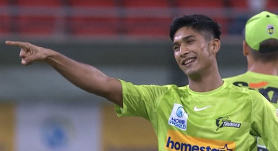 mohammad hasnain receives praise for his thunderous bbl debut