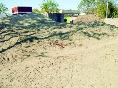 soil enrichment in charsadda crops wilt under piles of silt