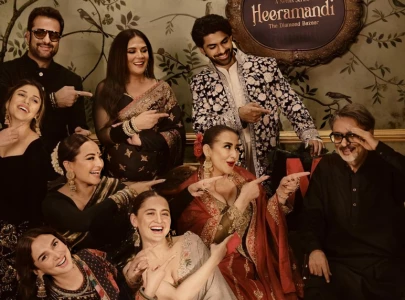 absolute must watch heeramandi shines in early celeb reviews