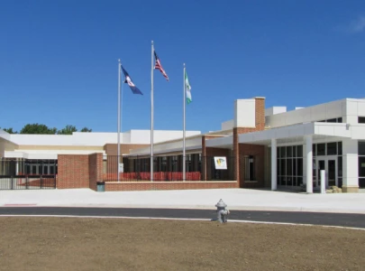 student stabbed in neck at henrico high school during altercation lockdown in place student stabbed in neck at henrico high school during altercation lockdown in place