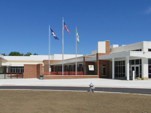 student stabbed in neck at henrico high school during altercation lockdown in place