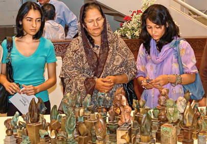 hiroshima nagasaki inspire sculptures paintings