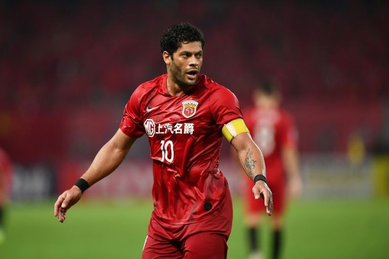 strong showing hulk pride as he nears china exit