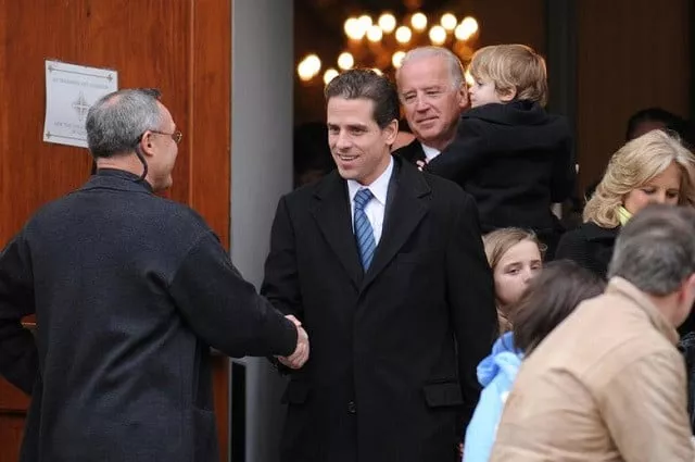 us president joe biden and his son hunter biden depart after a pre inauguration church service in washington us january 18 2009 photo reuters us president joe biden and his son hunter biden depart after a pre inauguration church service in washington us january 18 2009 photo reuters