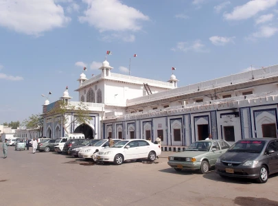 footpath on bridge unwalkable footpath on bridge unwalkable